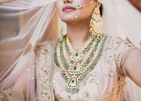 7 Lovely designs for Kundan artificial jewellery in 2023 for brides