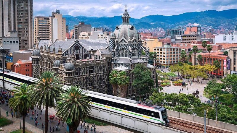 6 BEST Things to Do in Medellin, Colombia