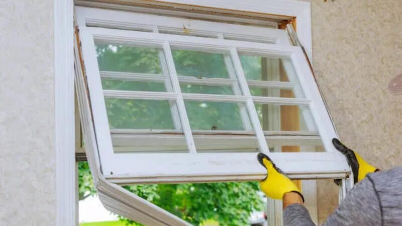 Emergency Glass Repair vs. DIY: What to Do First