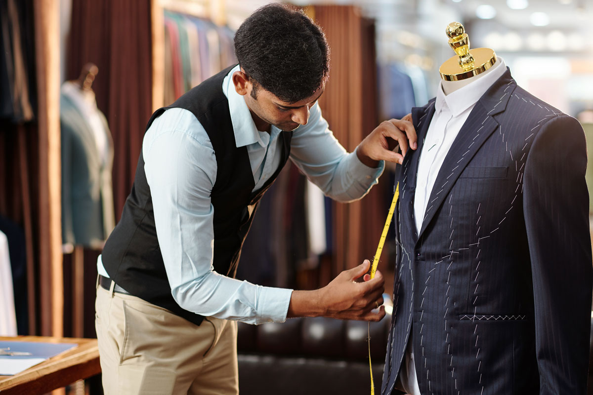 The Convenience of Ordering Tailored Clothing Online: What to Expect