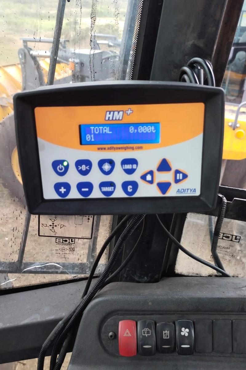 Smarter Roads: How Lorry On Board Weighing Systems Make Every Load Count