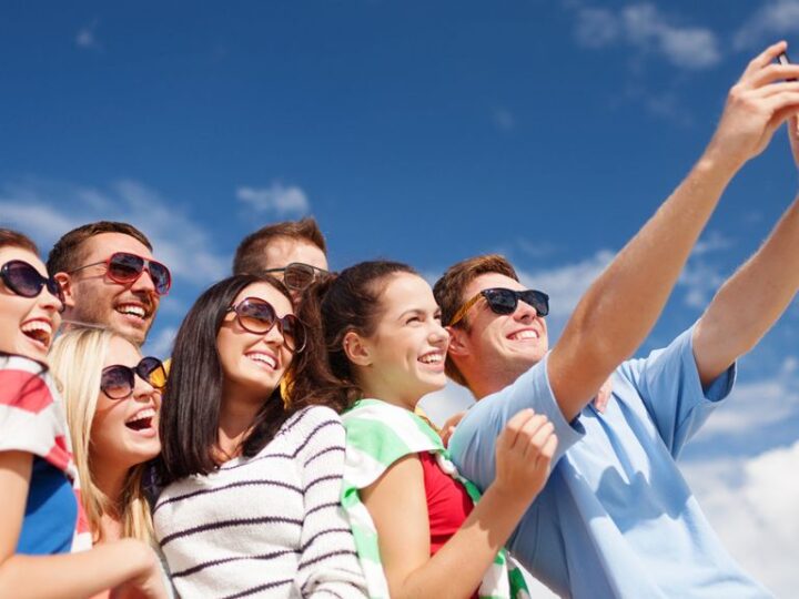 What is the Benefit of Air Canada Group Booking