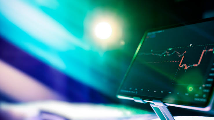 How Gamma Changes an Option’s Sensitivity Near Expiration