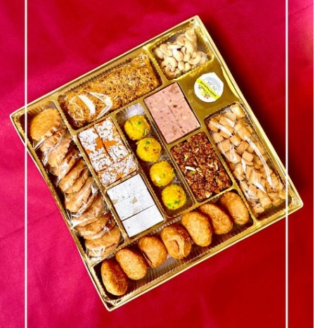 Why Small Shops Need Reliable Custom Mithai Boxes Today